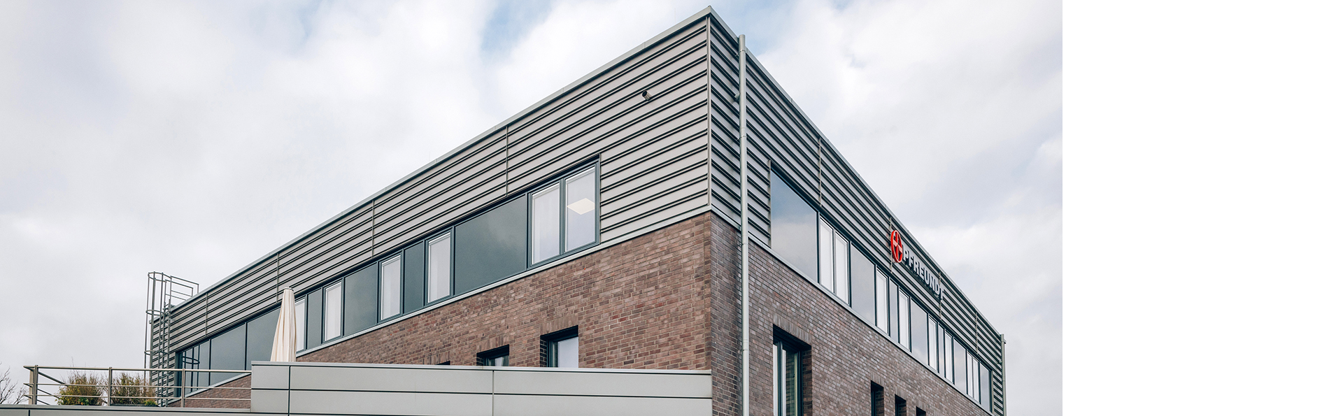 Gebäude_Header_neu_kompr.jpg 